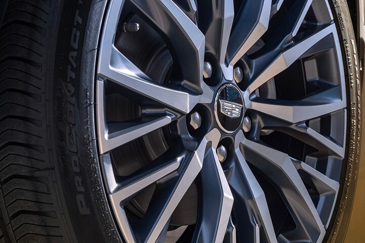 Rines de aluminio de 20 pulgadas en tu camioneta compacta Cadillac XT4 2025