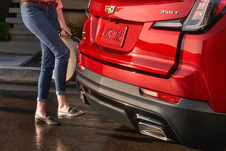 Sistema de apertura manos libres para la cajuela de tu Cadillac XT4 2025