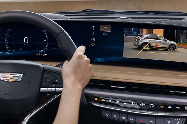 Sensor de punto ciego en tu Cadillac XT4 2025