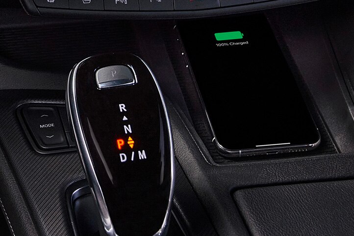 Cargador inalámbrico en tu Cadillac XT4 2025