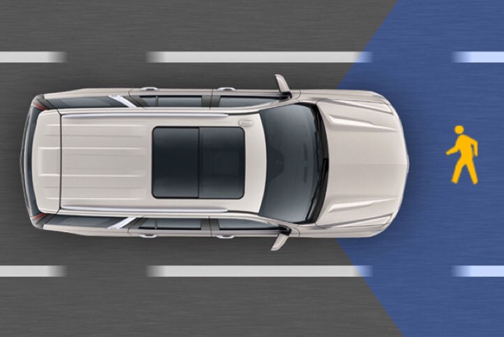 Alerta de colisión frontal con asistente de frenado en la nueva Cadillac Escalade 2025