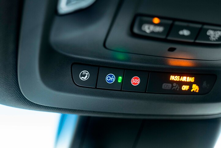 Sistema OnStar en la nueva Cadillac Escalade 2025, camioneta de lujo