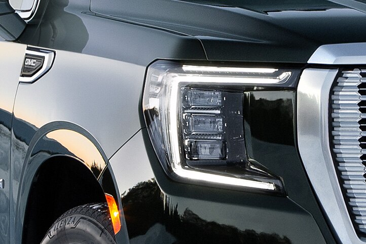 Yukon Denali 2021 exterior